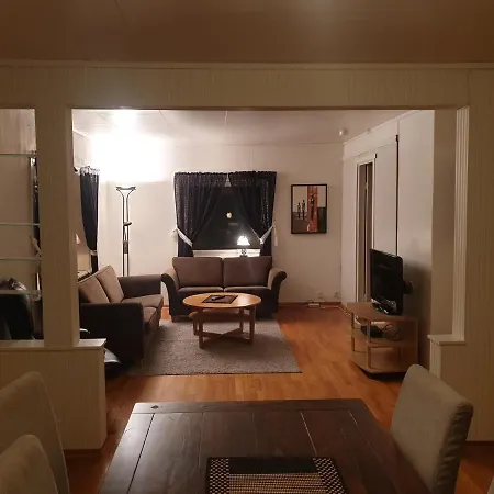 Appartement Festningsgaten Old House Apartement Vardo
